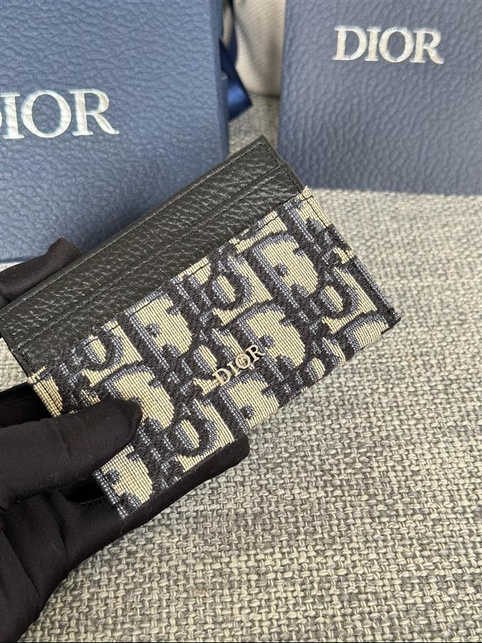 2025228Y170P203534887