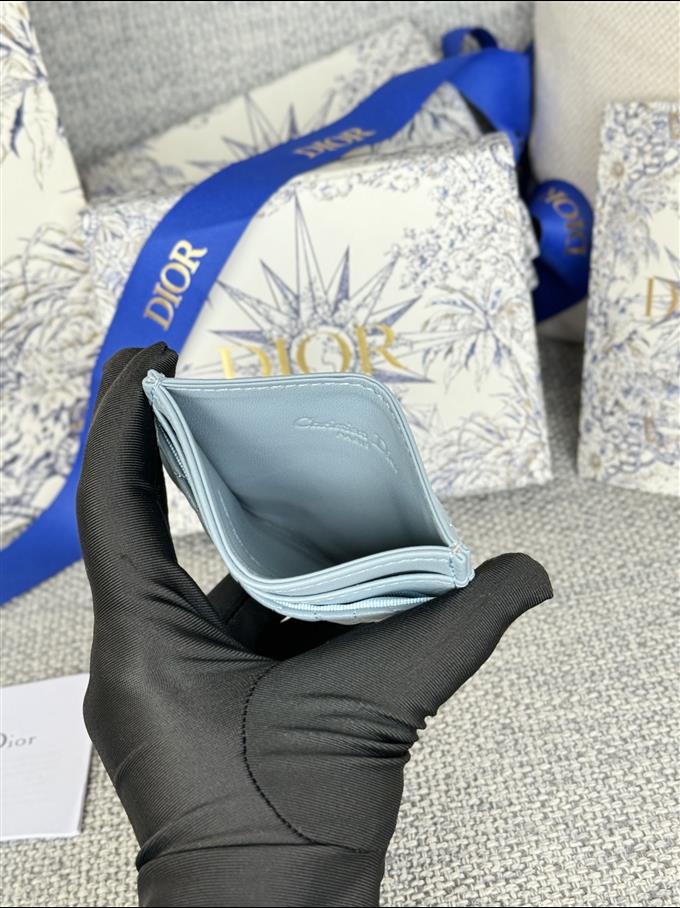 2025228Y180P203535887