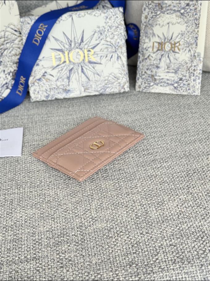 2025228Y180P203535982