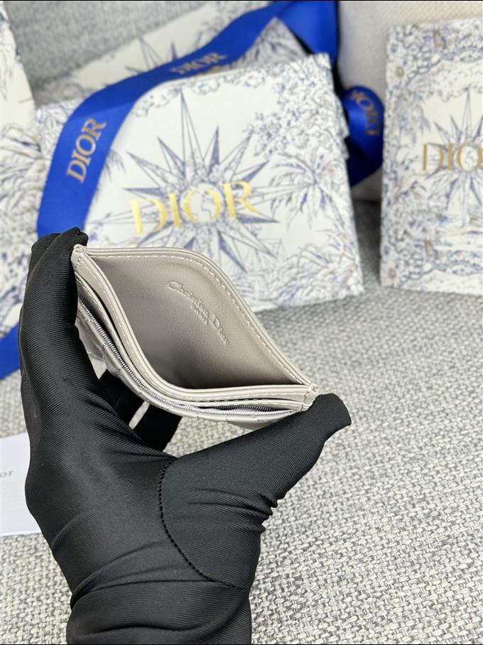 2025228Y180P203536170