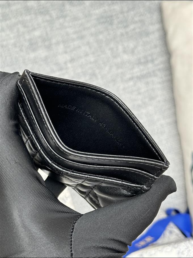 2025228Y180P203536484