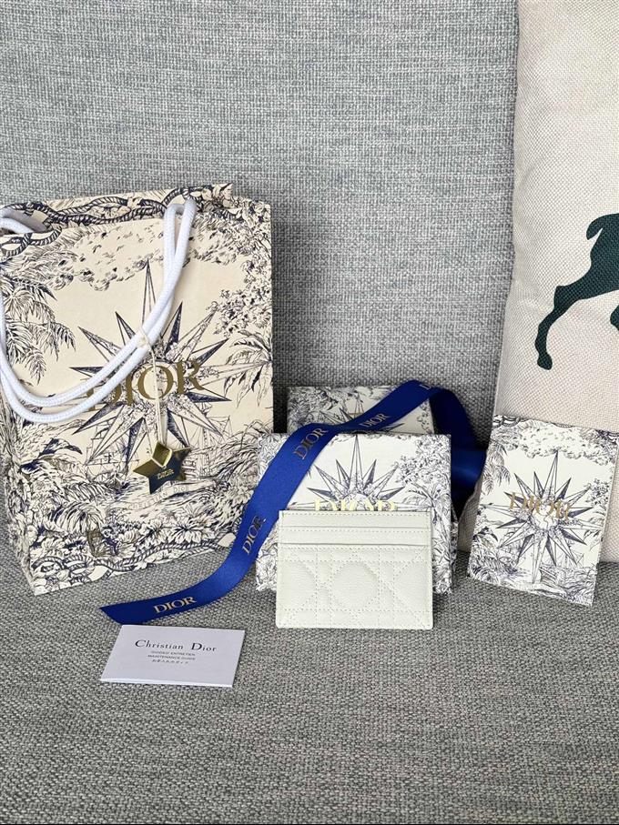 2025228Y180P203537512