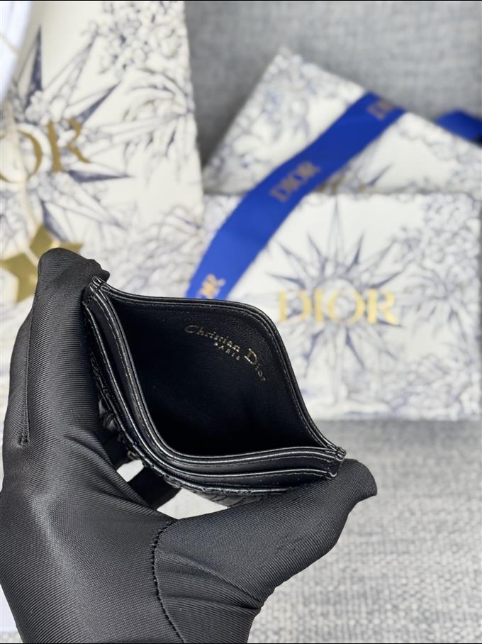 2025228Y180P203538863