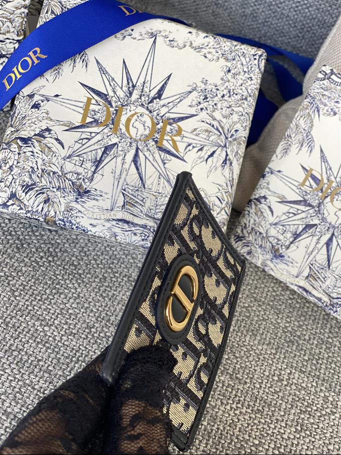 2025228Y180P203539146