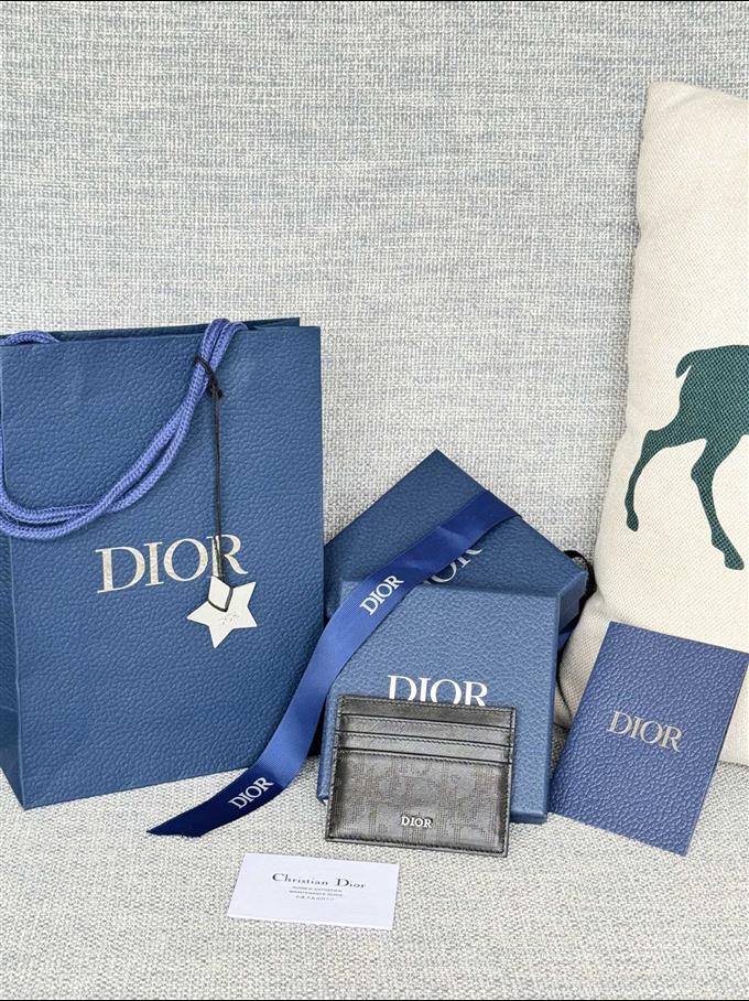 2025228Y180P203539333