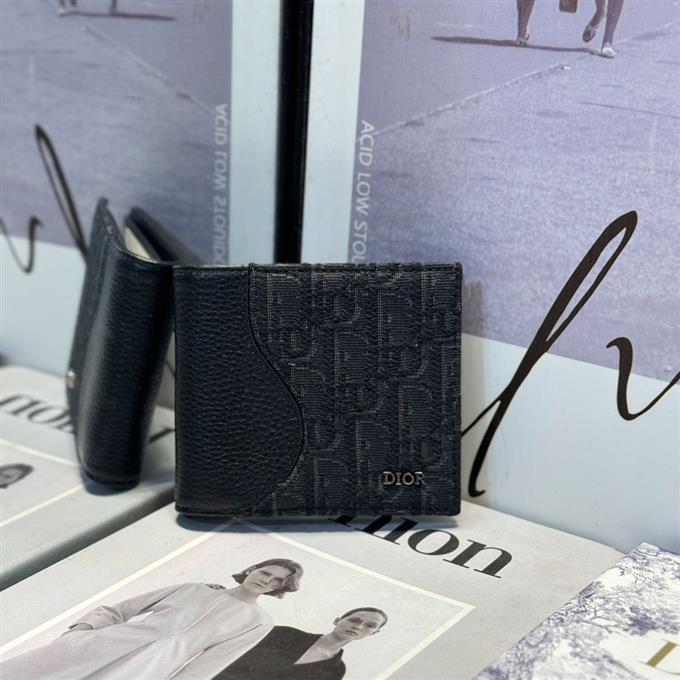 2025228Y180P203555617