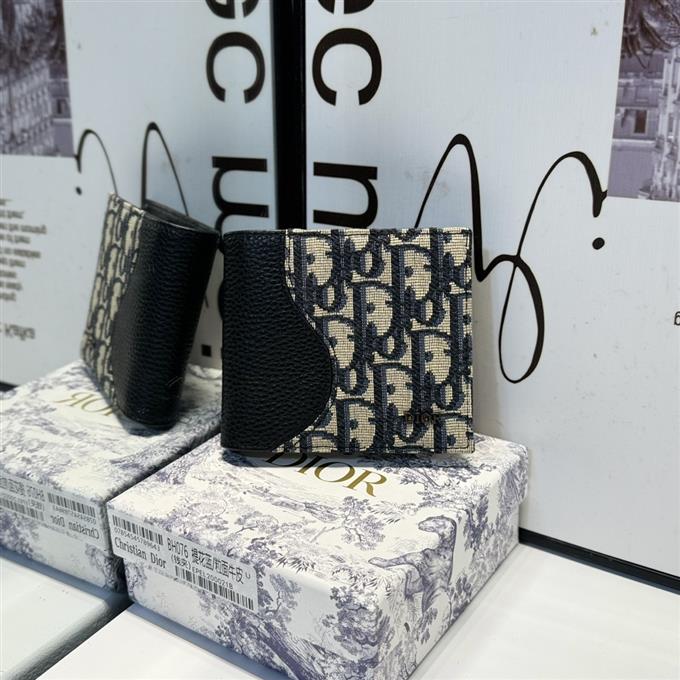 2025228Y180P203555759