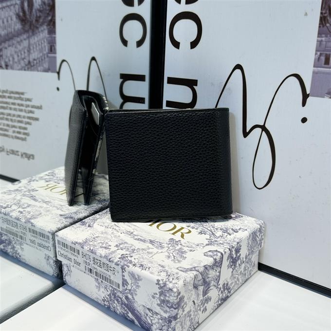 2025228Y180P203555774