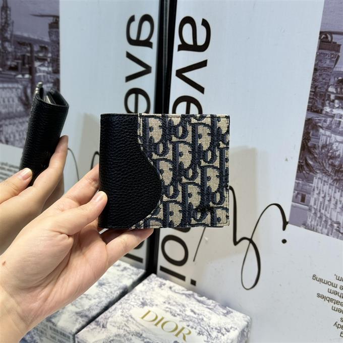 2025228Y180P203555789