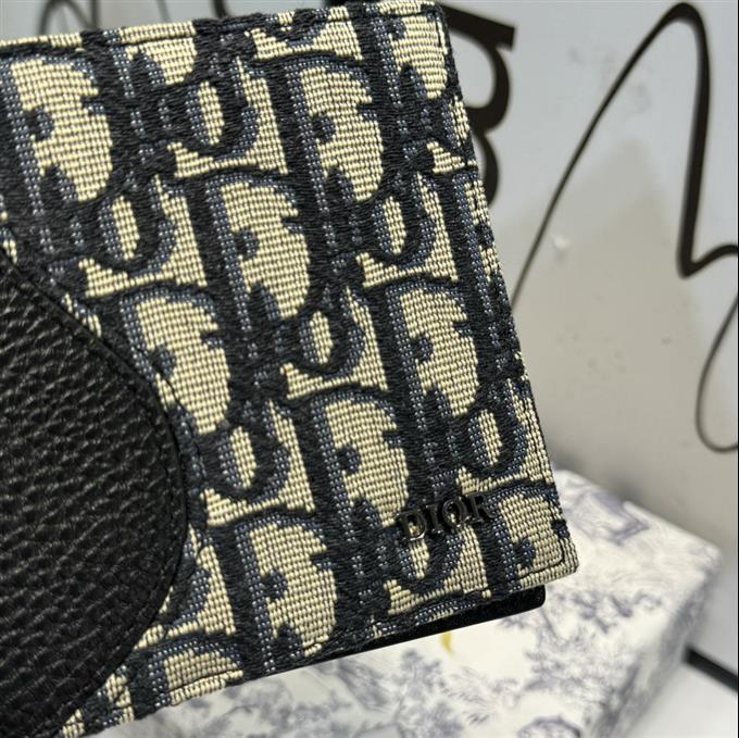 2025228Y180P203555837