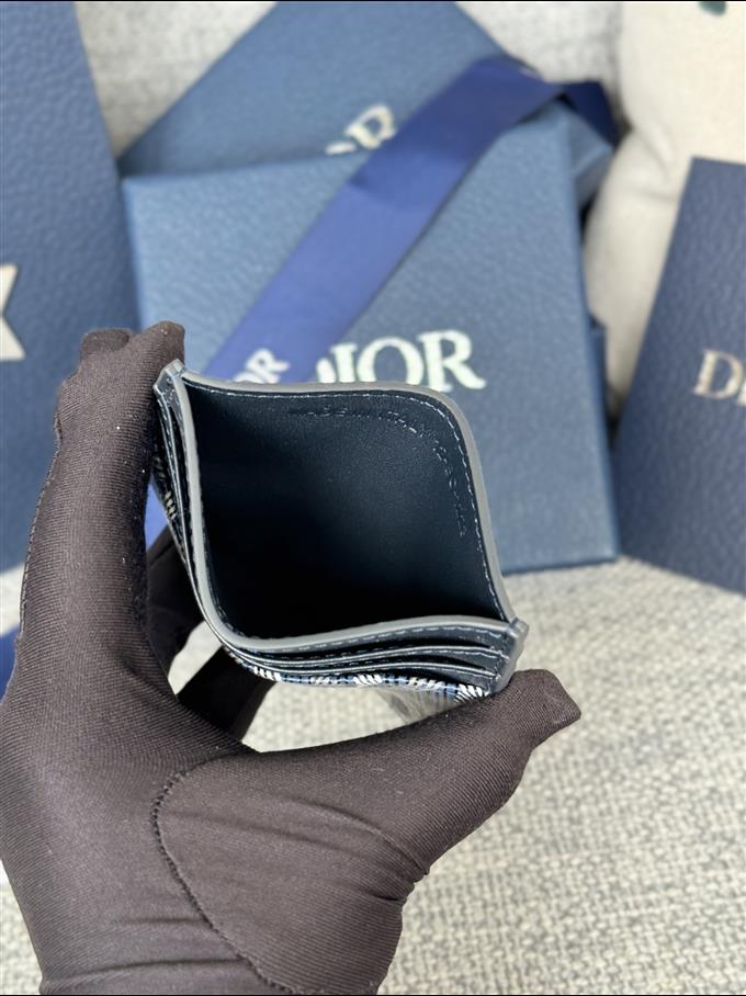 2025228Y180P203659520