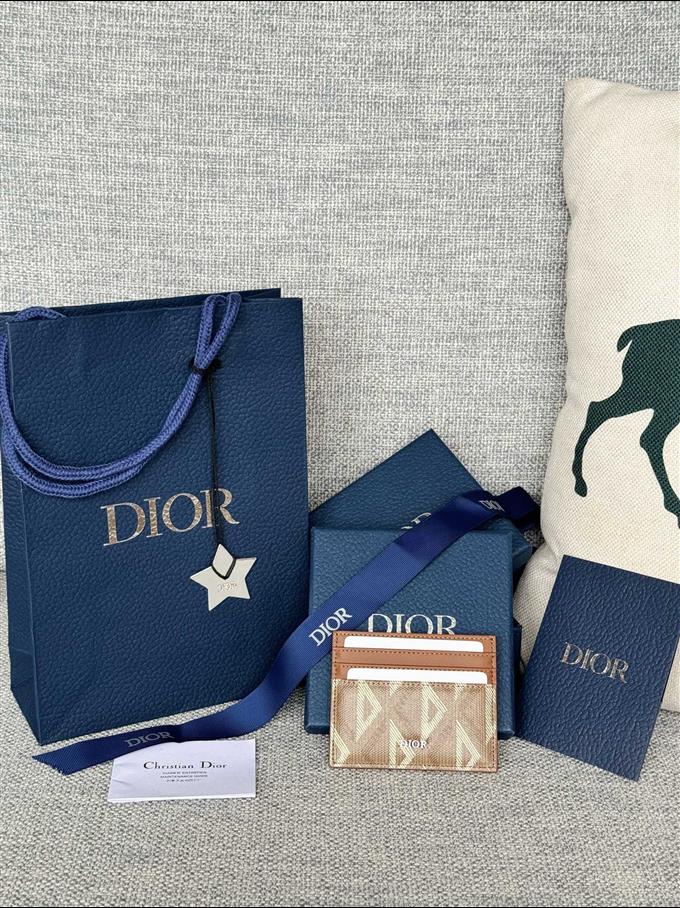 2025228Y180P203659709