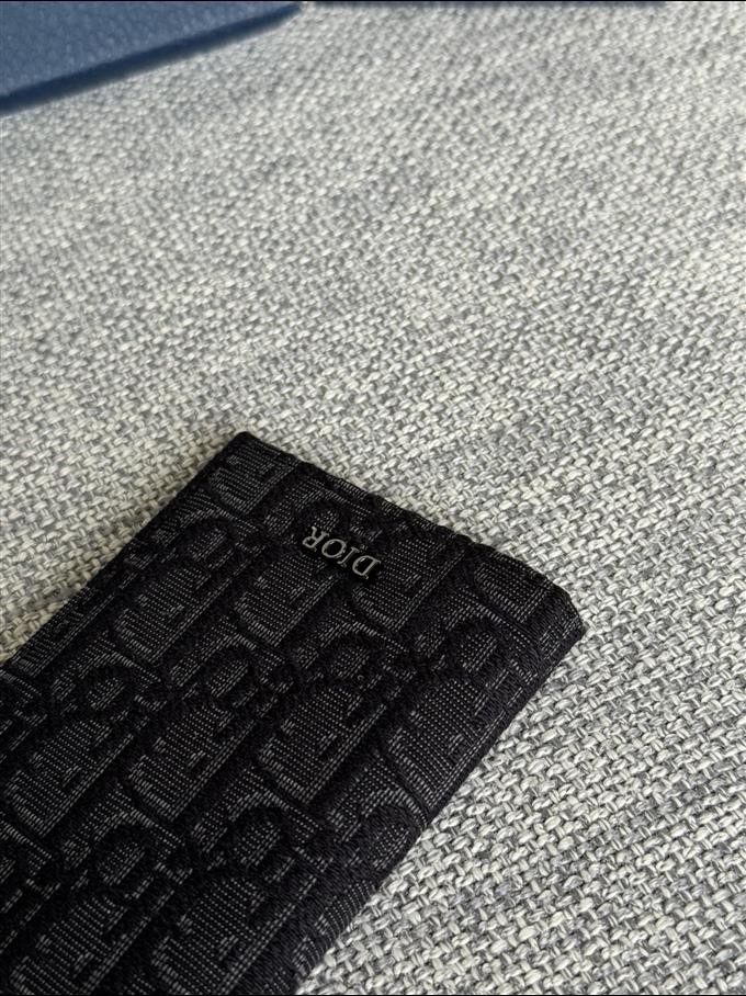 2025228Y190P203539823