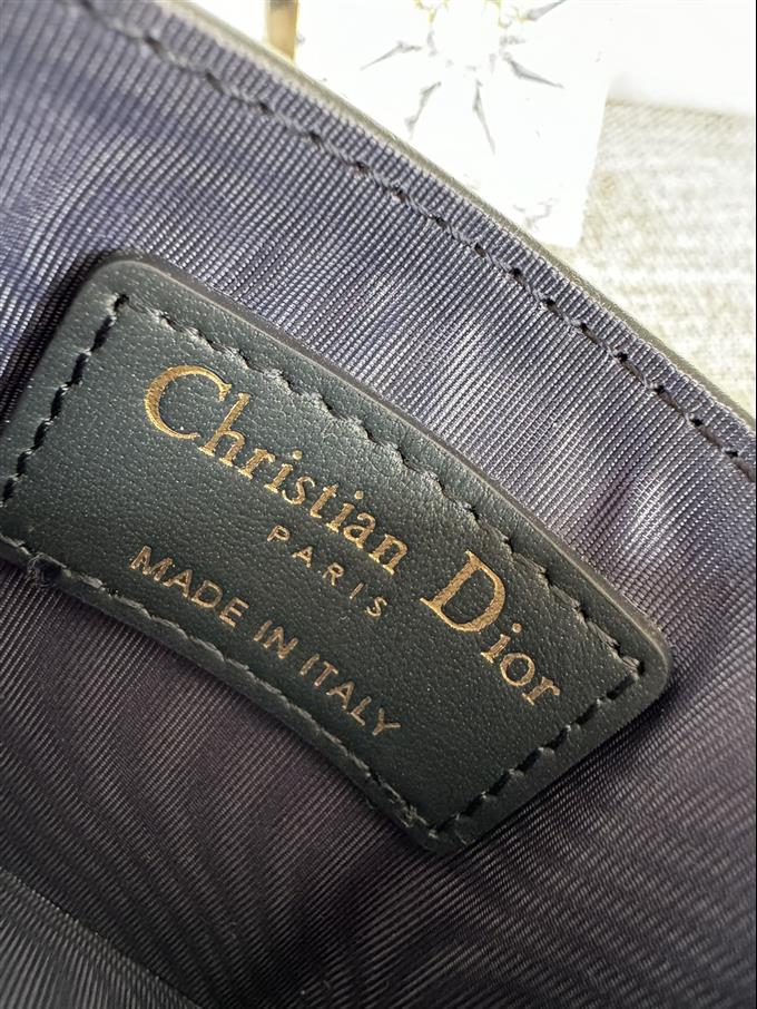 2025228Y190P203540430