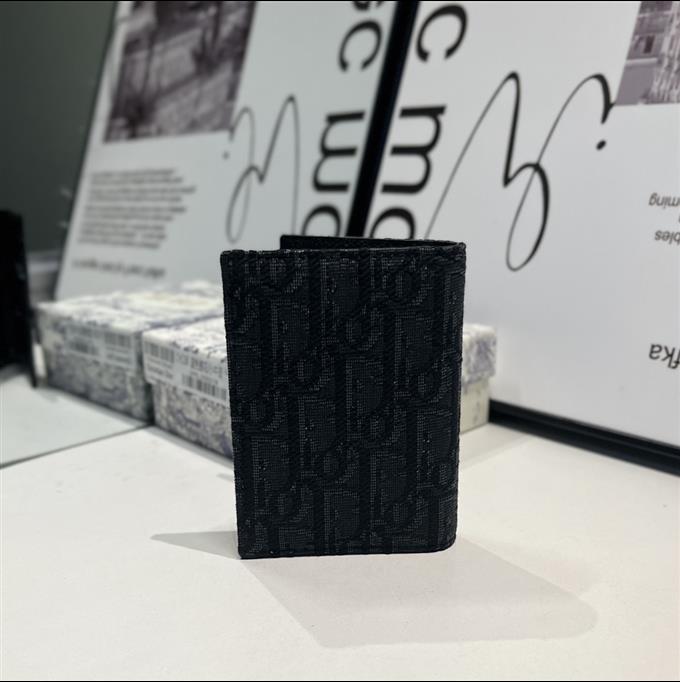 2025228Y200P203556415