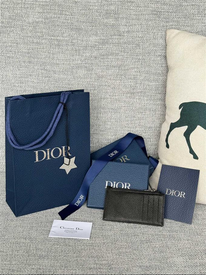 2025228Y200P20372284