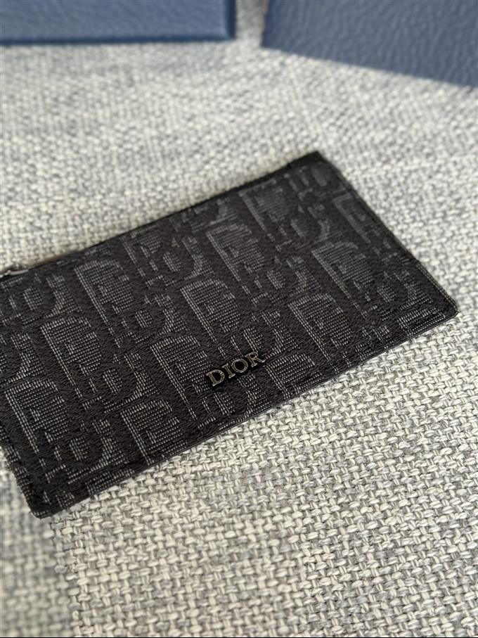 2025228Y200P20372316