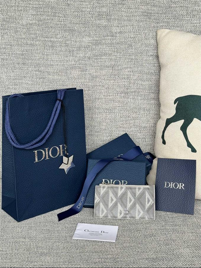 2025228Y200P20372978