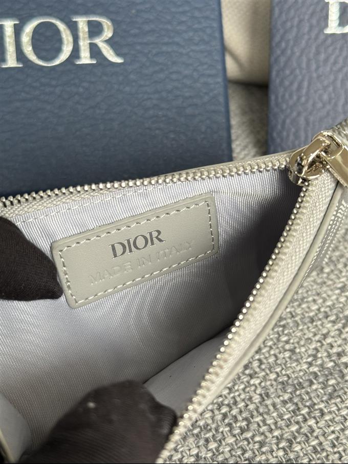 2025228Y200P20373103