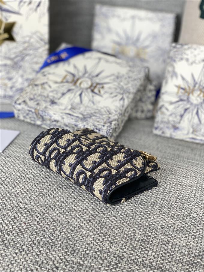 2025228Y200P20373925