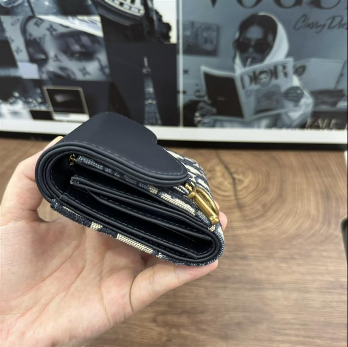 2025228Y200P21233281