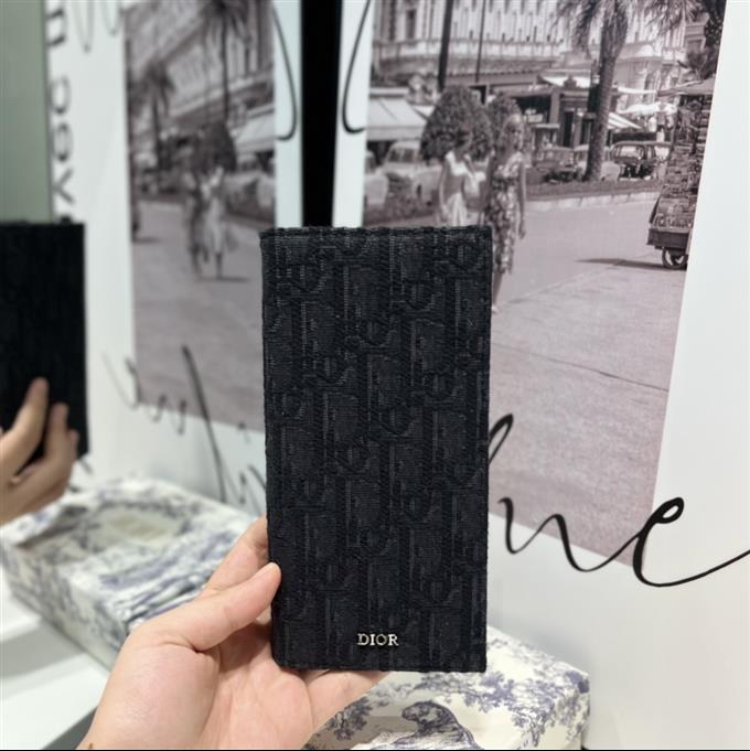 2025228Y200P22835113