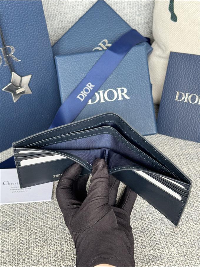 2025228Y210P18214720