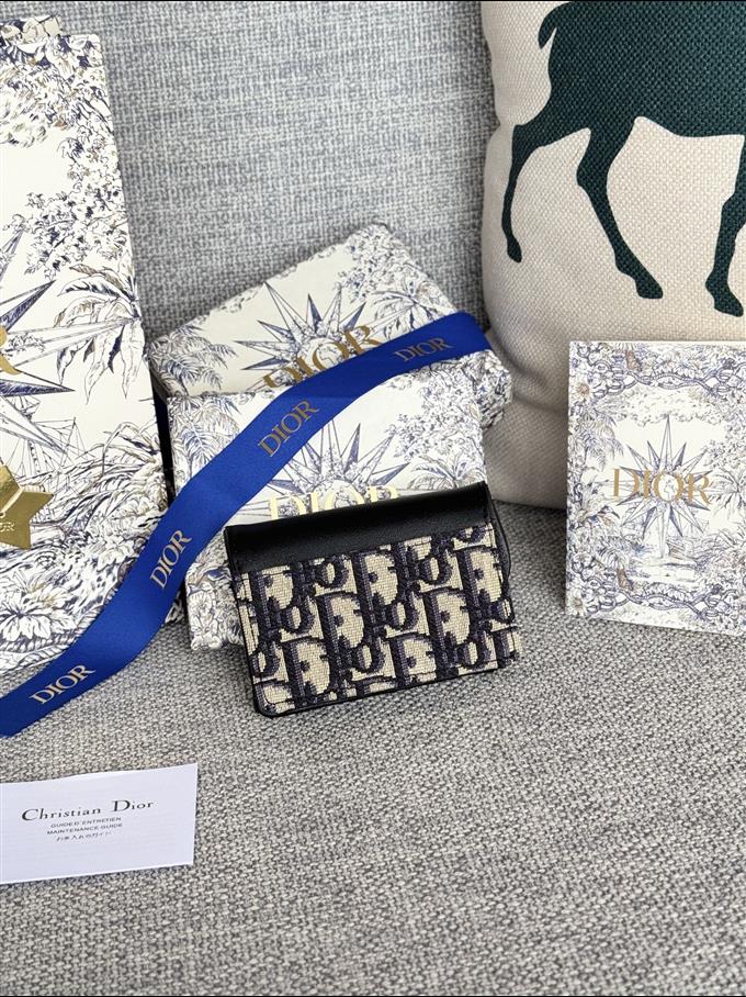 2025228Y210P20374443