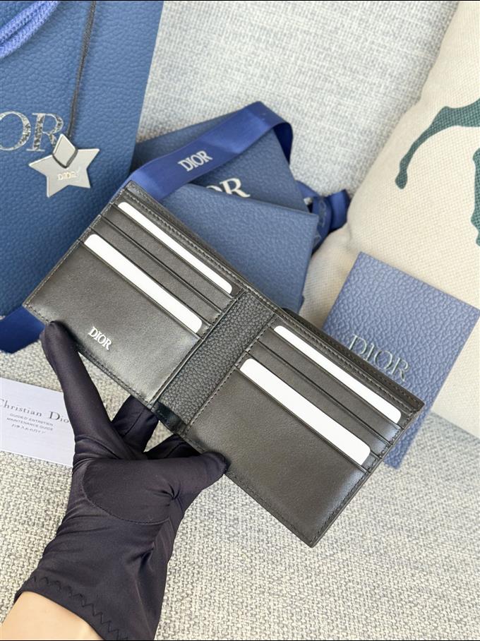 2025228Y220P182124951