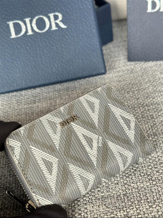 2025228Y230P182126156