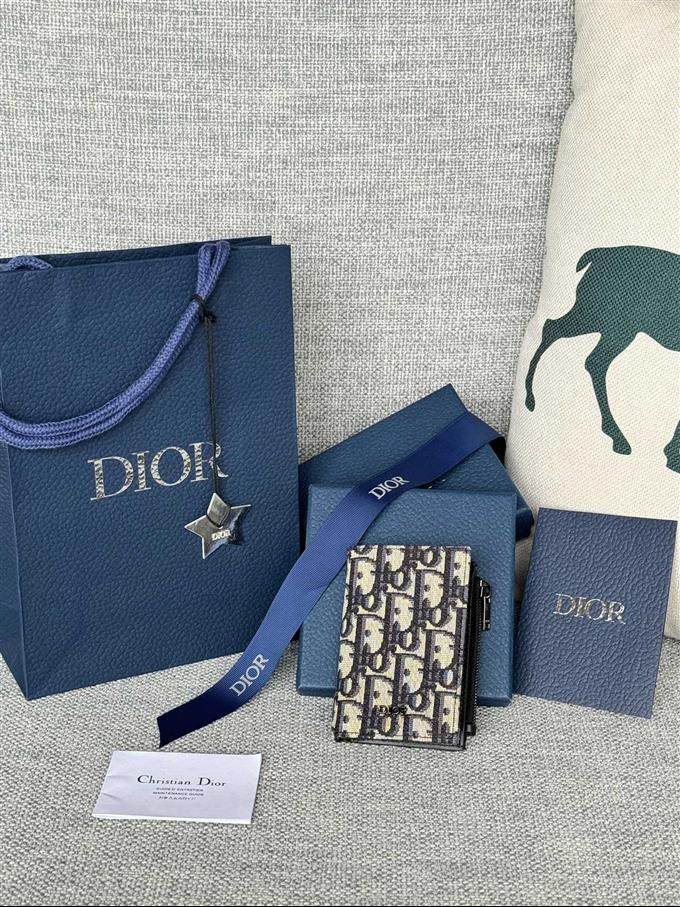 2025228Y230P182126517