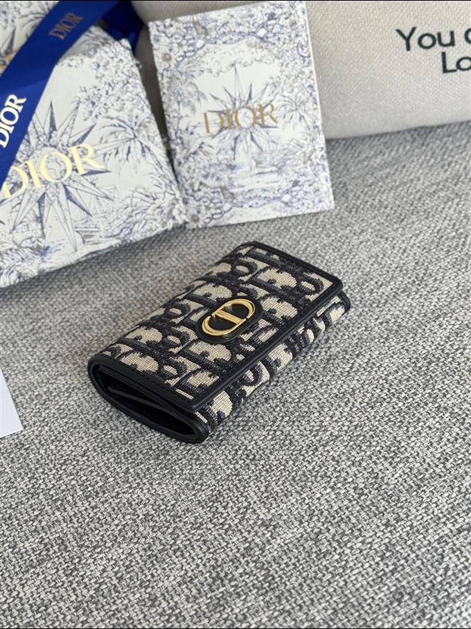 2025228Y230P203542564