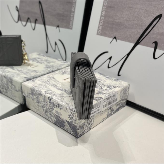 2025228Y230P203557303