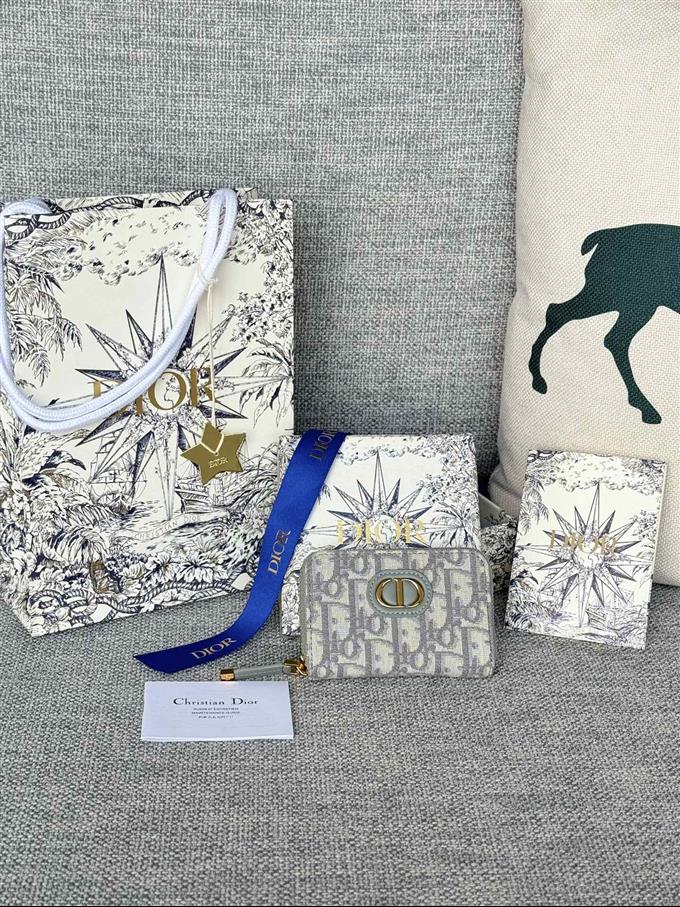 2025228Y230P204615223