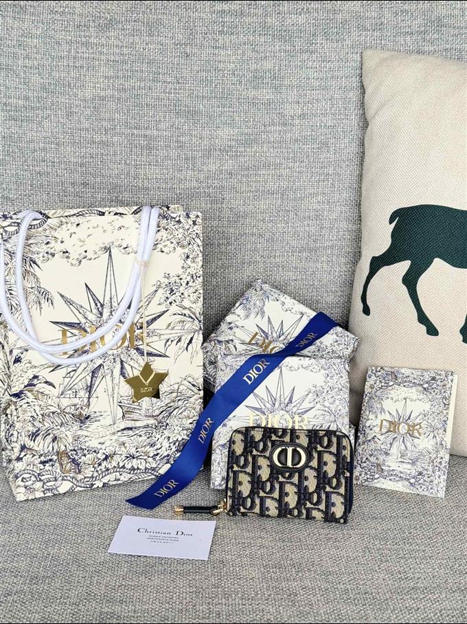 2025228Y230P204615498