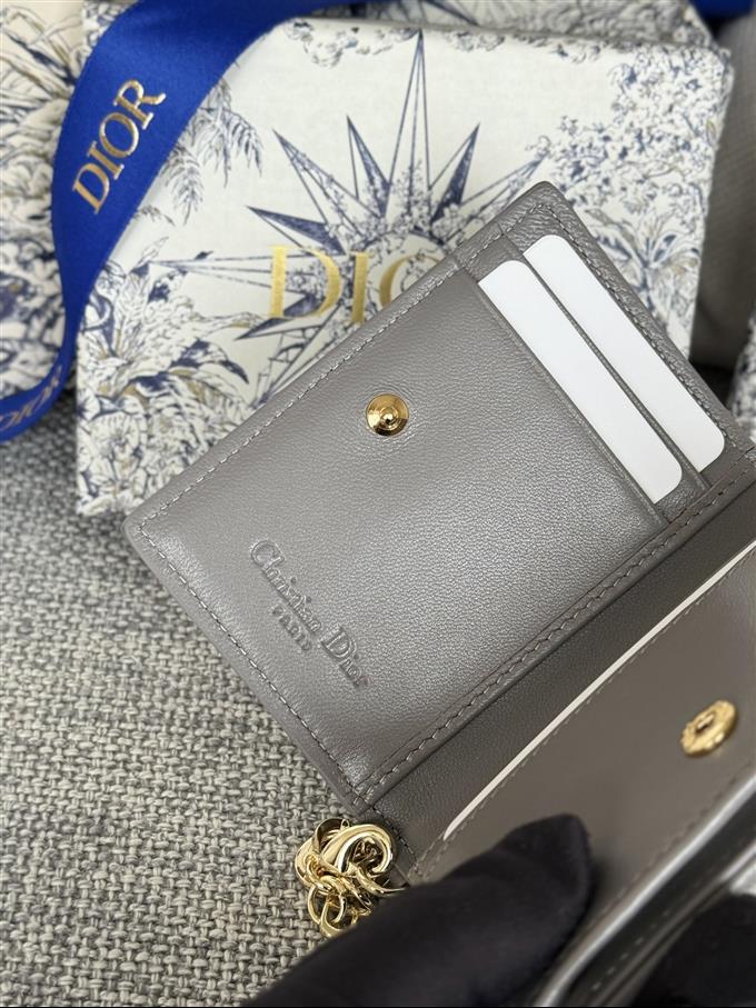 2025228Y240P203543281