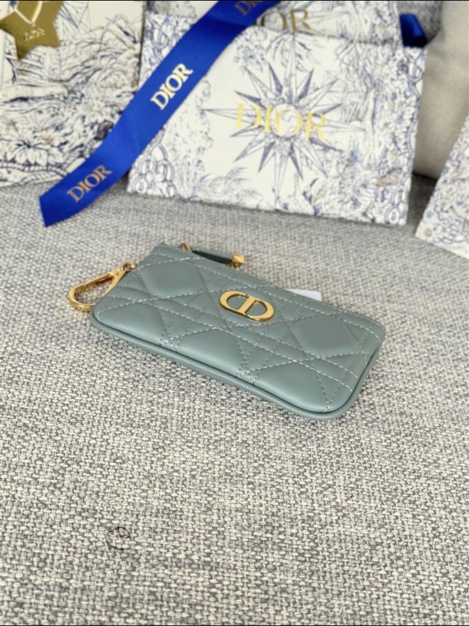 2025228Y250P182127407