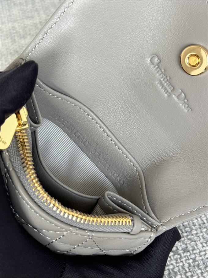 2025228Y250P182129483