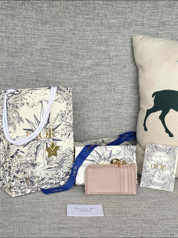 2025228Y250P20377387