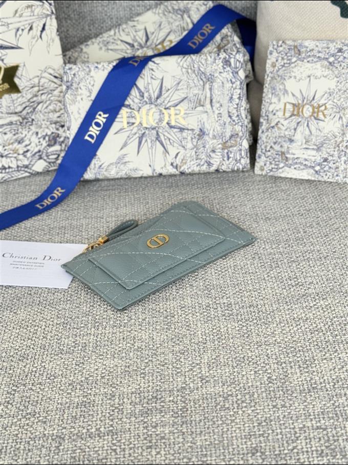 2025228Y250P20378700