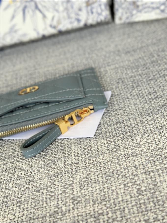 2025228Y250P20378732