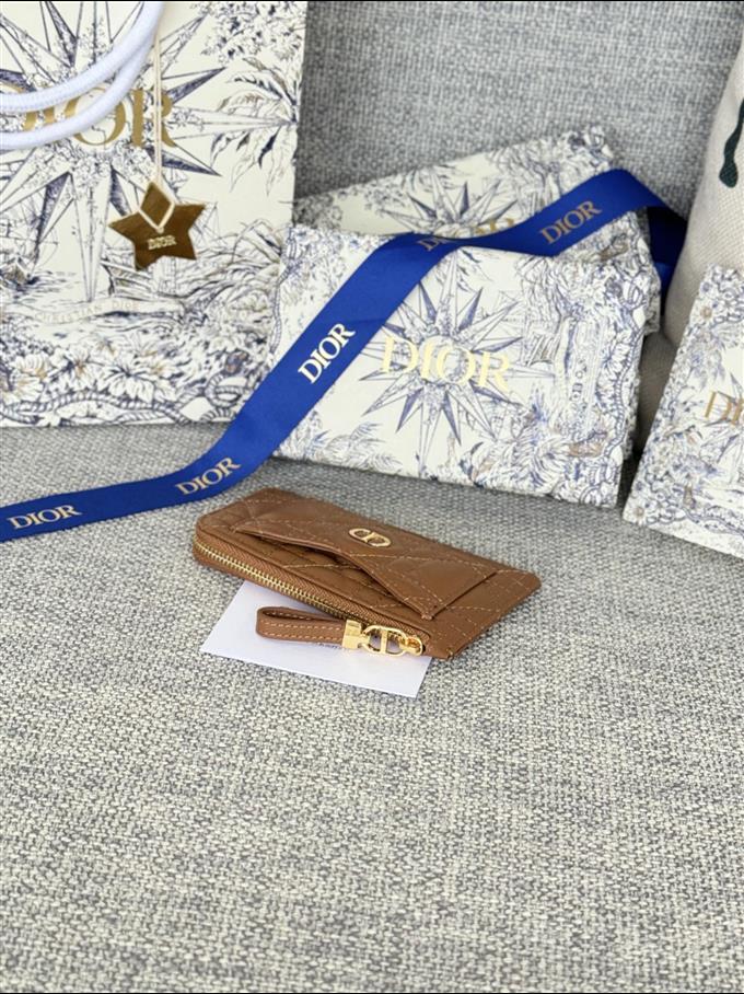 2025228Y250P20378826