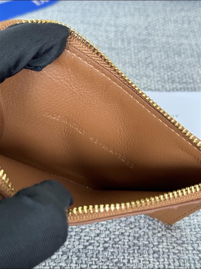 2025228Y250P20378919