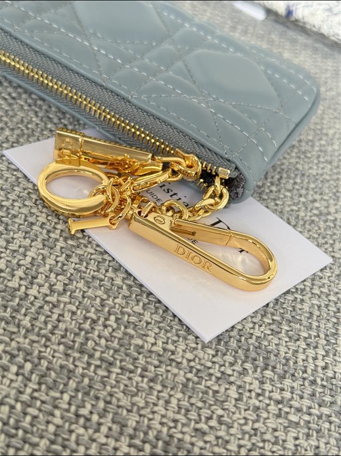 2025228Y260P182130411