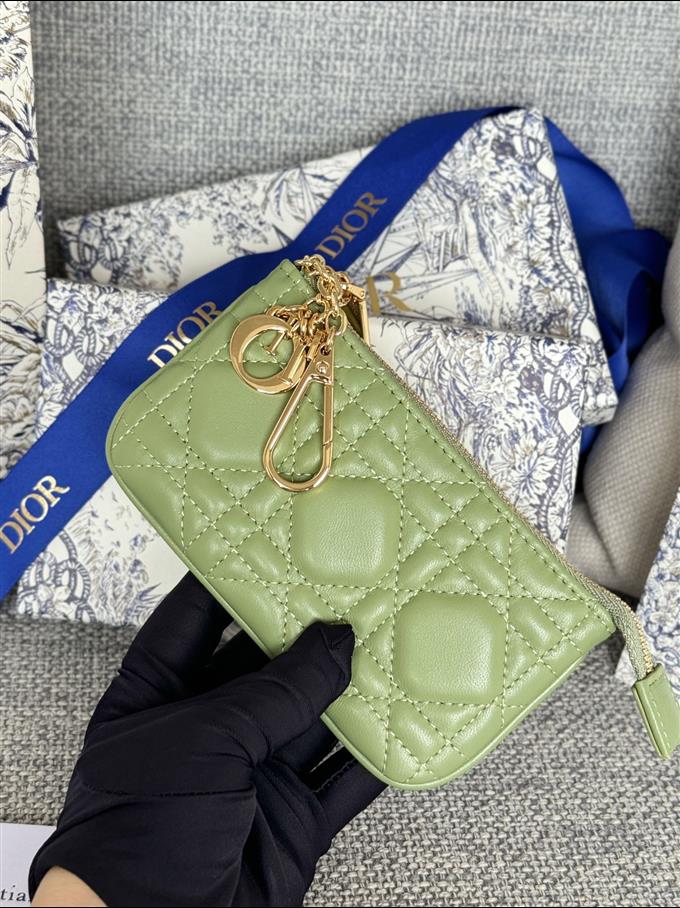 2025228Y260P182131134