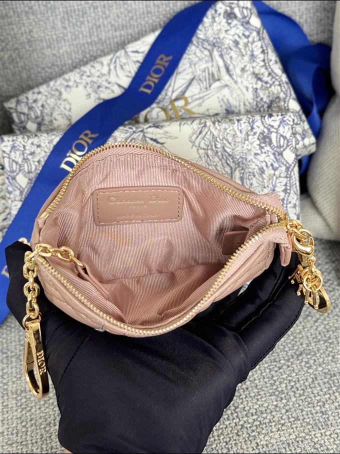 2025228Y260P18213123