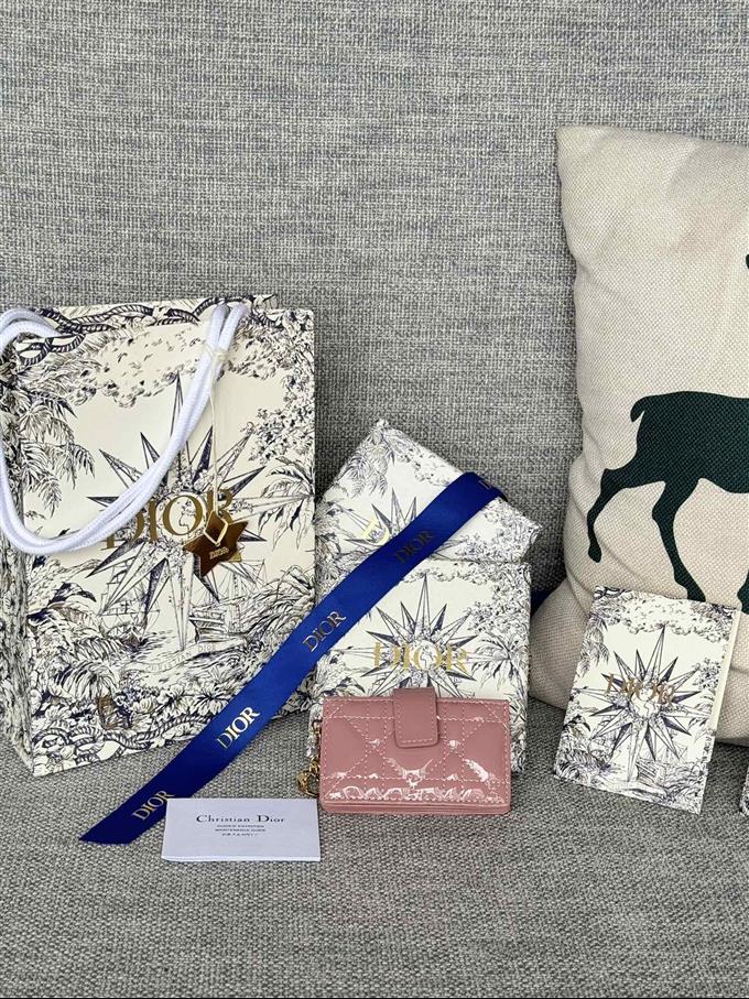 2025228Y260P203548678