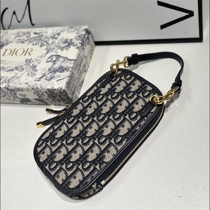 2025228Y260P204618390