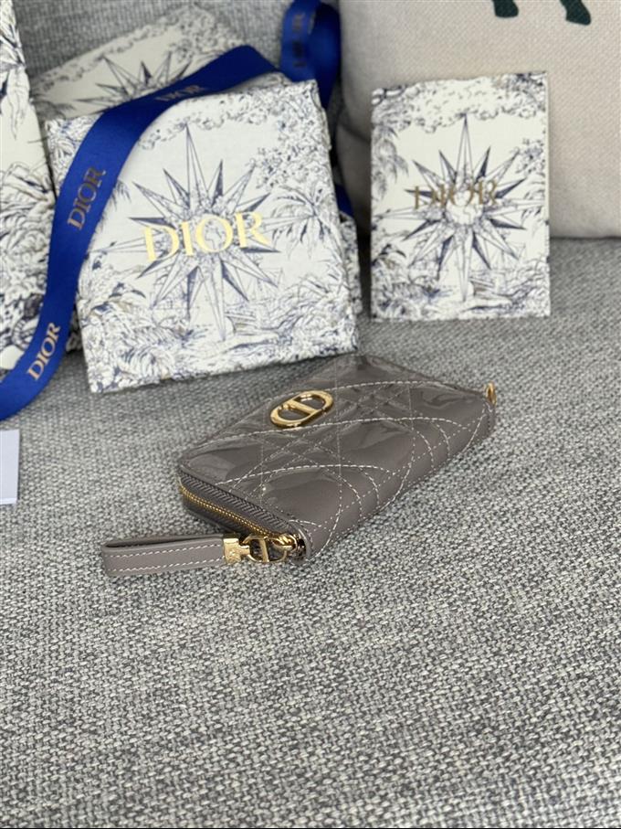 2025228Y270P182136991