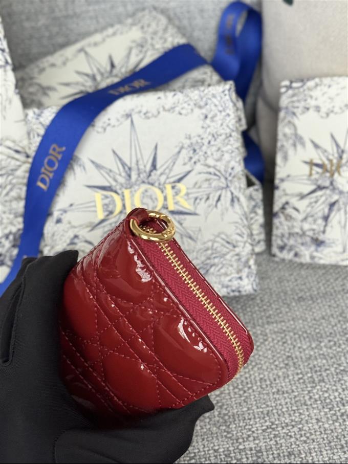 2025228Y270P182137213